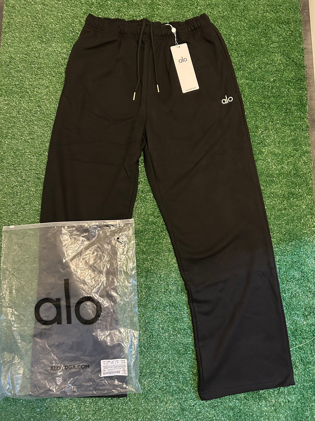 Black Alo Sweatpants